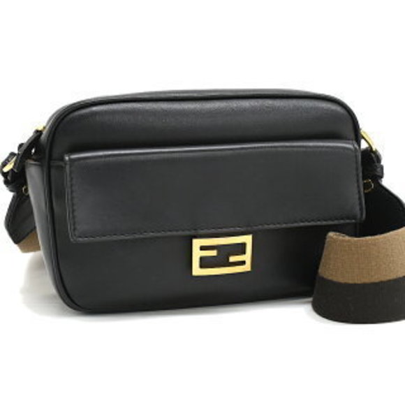 Fendi Handbags - FENDI Cam Shoulder Bag Black Leather